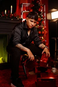 AbbySmiitth_ Merry Christmas 2025 Pic 3