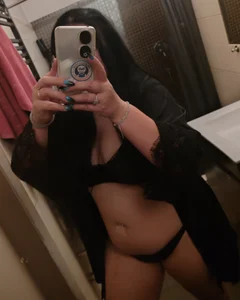 Public od FlyingSpyglass  6 snímek