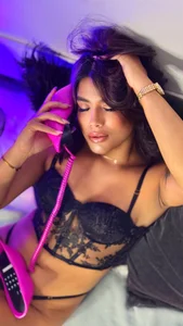 OneInAMillionXXX Call me bb  4টি ছবি