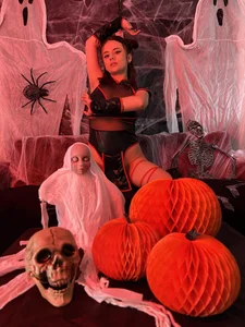 kassandra_james 🥶 “Cold, lethal… and too hot to resist 🔥” Immagine  6