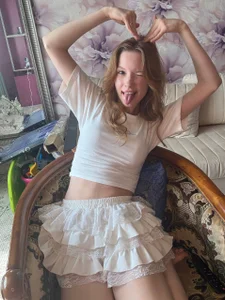 AphroditeOnOlympus cute little angel Pic 3