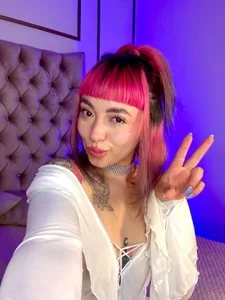 SweetGigi420 Public Pic 3