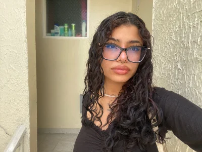 Issaa_Tyler Public Foto 3