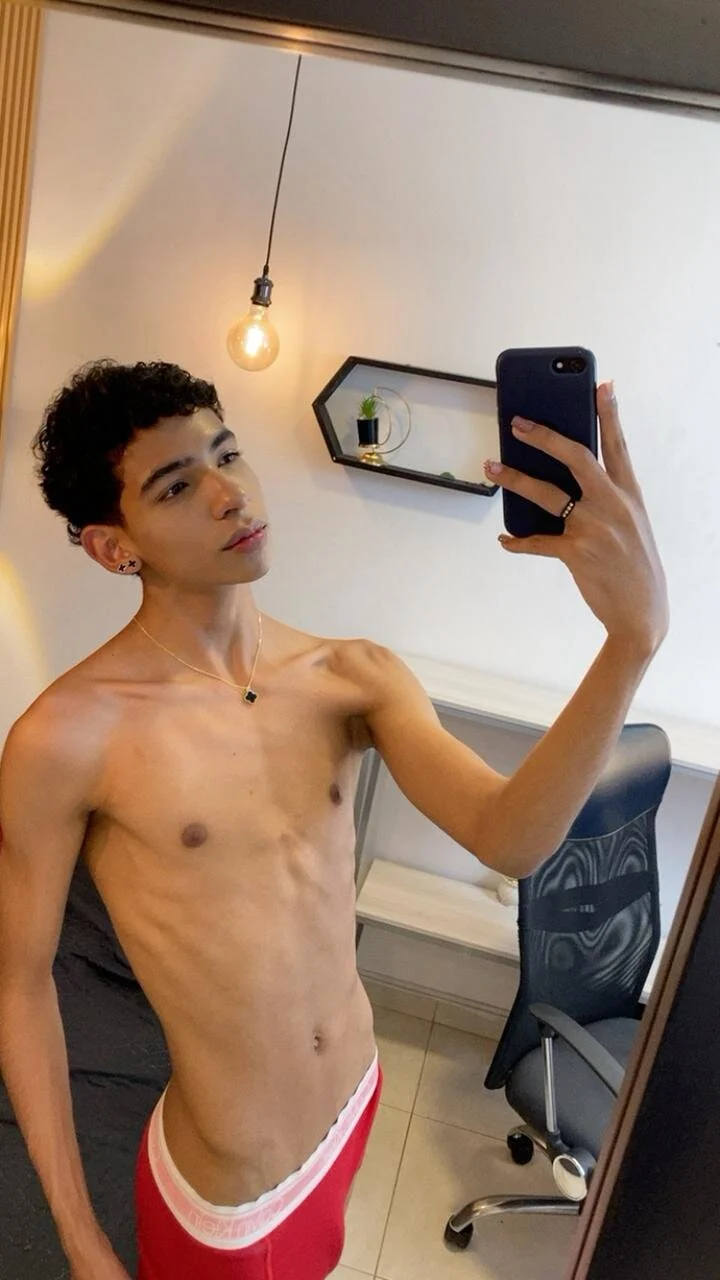 ValeriHot_1 热门图片 3758