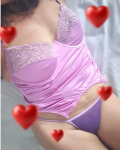 TattyHarrisquirtt Public Pic 3