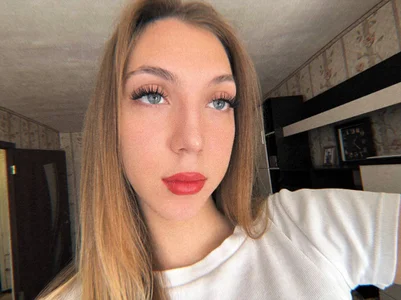 Katebarbie Public Foto