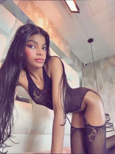 BriannaRoses ebony luxury Poză 5