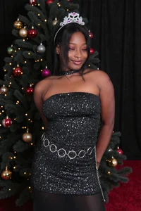 Nayariskaya A Birthday Wrapped in Christmas Foto 9