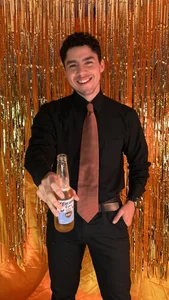 LiamNovak HAPPY NEW YEAR 🎉🎉✨ Εικόνα 5