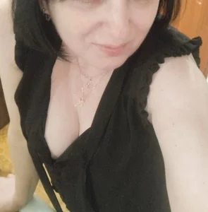 Melissa_Moris Public - {count, plural, one {תמונה אחת} two {שתי תמונות} many {# תמונות} other {# תמונות}}