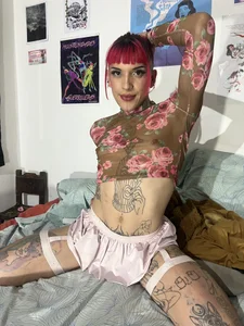 charlotbelucci_ . Hình 3