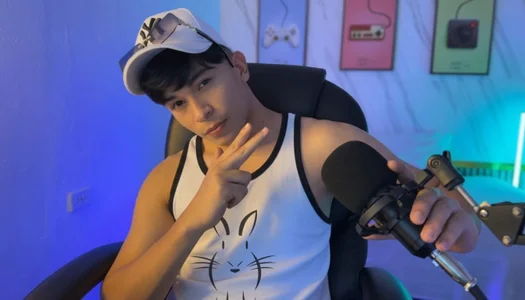 David_Nova Black and white Pic 5