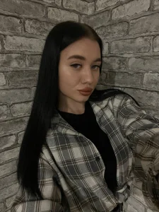 L1llian_Lee Public Pic 5