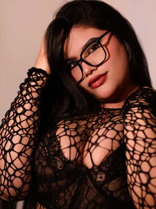 RosyBloom7 Untamed vibes only 🖤✨💋 Immagine  2