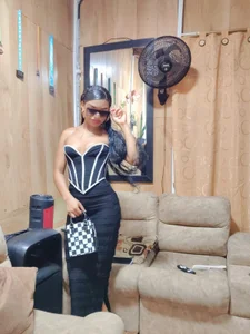 hermione_brown Public Pic 7