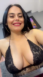 CharlotteCottin kullanıcısının 🌹🌹 albümü -  3 fotoğraf