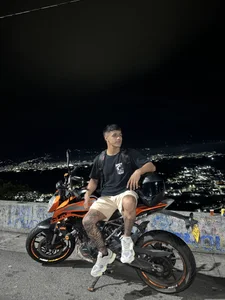 Rob_zaens33のPublicの枚の写真