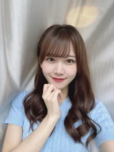 Public de N_Hibiki  2 Imagens