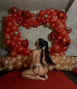 Victoria_adaams kullanıcısının Valentine's Day with lots of love and seduction ❤🥰💕 albümü -  fotoğraf