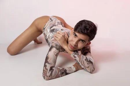 JoshuaSanzz: Public ( 6 фото)