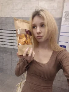 Fafa_Fluff im a princess :3 صورة واحدة|Fafa_Fluff im a princess :3 صورتان|Fafa_Fluff im a princess :3  3 صور|Fafa_Fluff im a princess :3  3 صورة