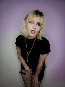 Alexa_Lexi_ new Pic 7