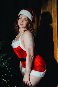 Pretty_Alison Christmas 2025 사진 7