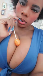 🥛🍭👅😈 od Idiris_big  snímek