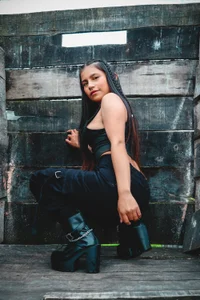 malanie_gates_ Dynamite! 🖤  4. fénykép