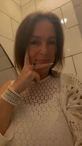 SassyladyのA little bit of normal meの枚の写真