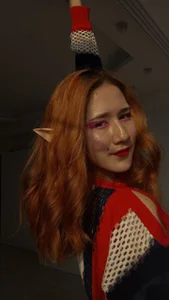 NickiKisinger elph one Pic 2