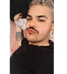 Kevin_Spenser BLONDE - {count, plural, one {תמונה אחת} two {שתי תמונות} many {# תמונות} other {# תמונות}}