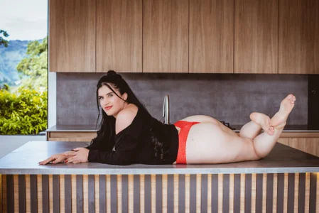 LenaRuiz_ 🔥Watch out, the kitchen is red-hot🔥 Billede 3