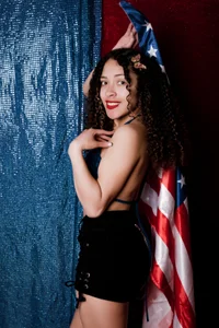 Hanna_Cornee_ 4 of the july 2025 Pic 5