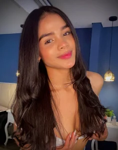 Dania_gh Kisses for you 💋 Pic 3