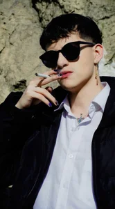 GabyThoms glasses, sun and smoke Foto 2