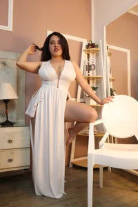 NiaTavares Happy new year صورة واحدة|NiaTavares Happy new year صورتان|NiaTavares Happy new year  7 صور|NiaTavares Happy new year  7 صورة