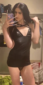 Mistress_Pea Public Pic