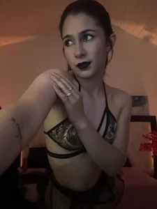 SaraRoads Baby, Behave 圖片