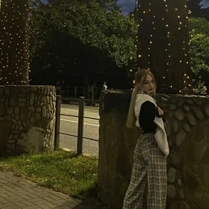 MayBerger Public Poză 6