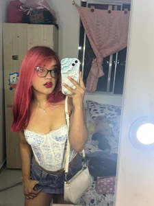 niikol_0 Public Pic 6
