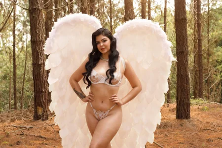 EmilyBills Angel & Demon Pic 2