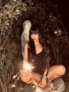 Rouse_Monroe my first day of candles 🎆 Pic 2