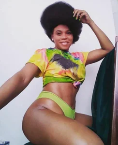 sexy 🔥 od AriebonyBrooke  2 snímek