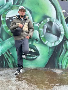 Joneth_men Public Εικόνα 4