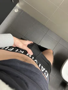 Public od Hornyboy29cum  2 snímek