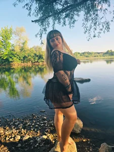 SeductiveCeline new outdoors pics Hình 4