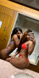 Couple_no-limits11 sexy girl Mia Pic