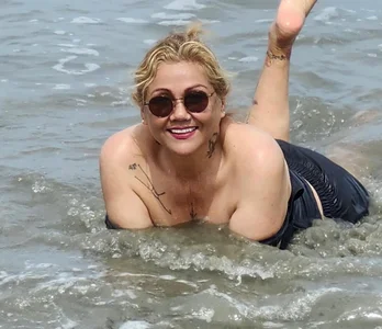 Diana_sernaOn Vacation☀️🌊图片 3