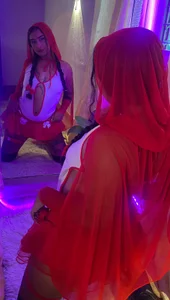 AntonellaQueenn caperucita roja зображення 3